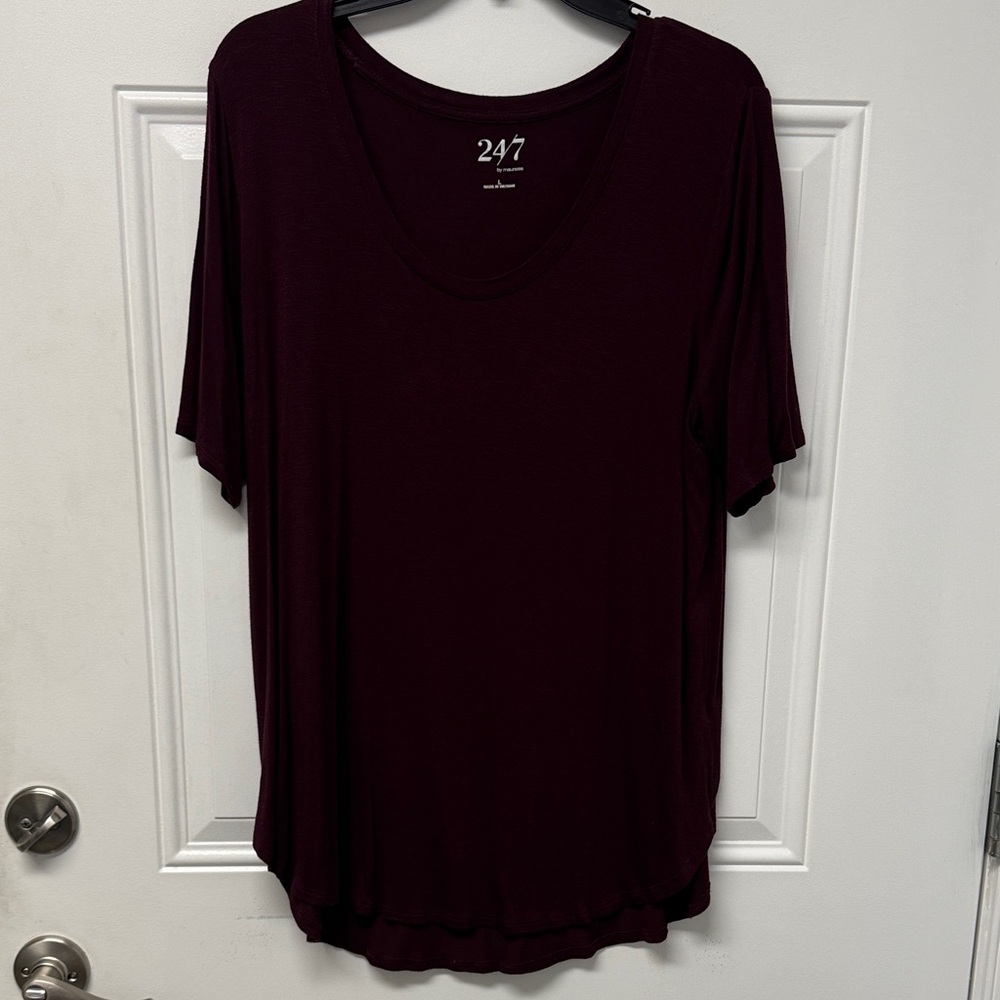 247 Women's Burgundy Short Sleeve Tunic Top